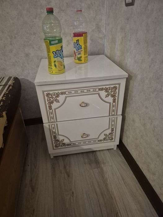 Продам спальный гарнитур