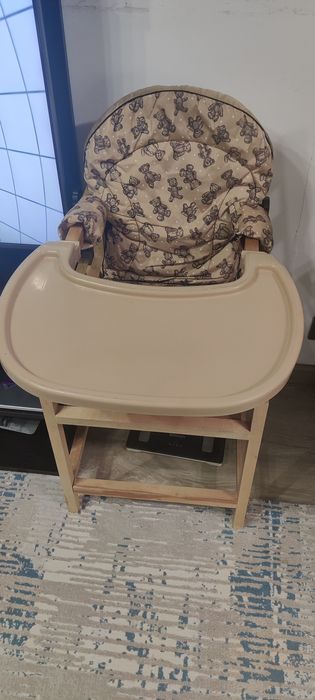 Детский стульчик, трансформируемый в парту