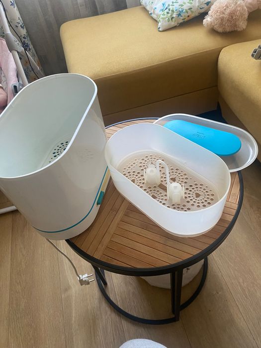 Стерилизатор Philips за бебешки принадлежности