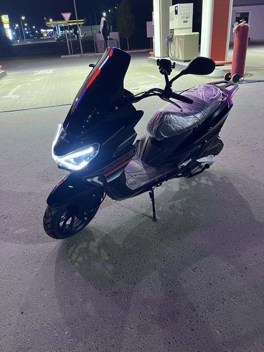 Скутер продам мото