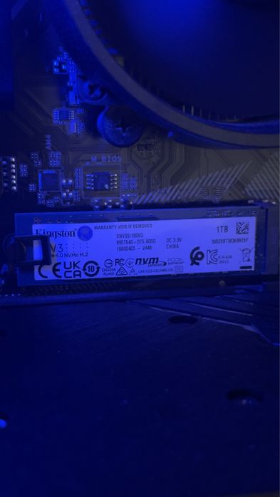 Продавам геймърски компютър