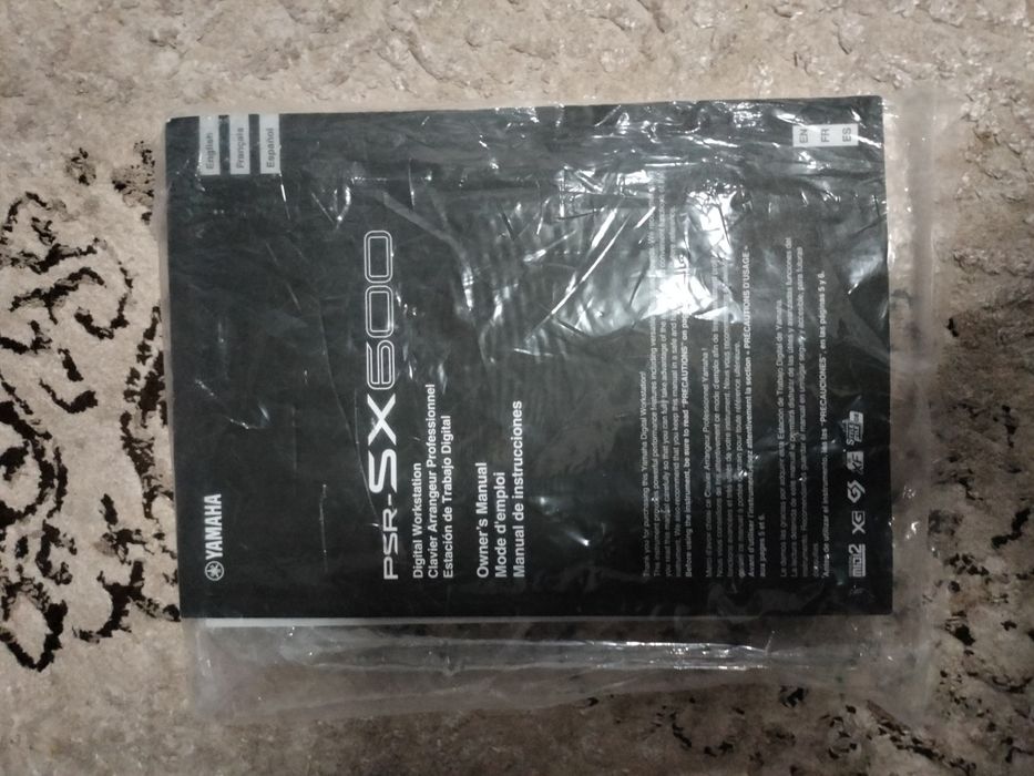 YAMAHA PSR SX 600 Продам