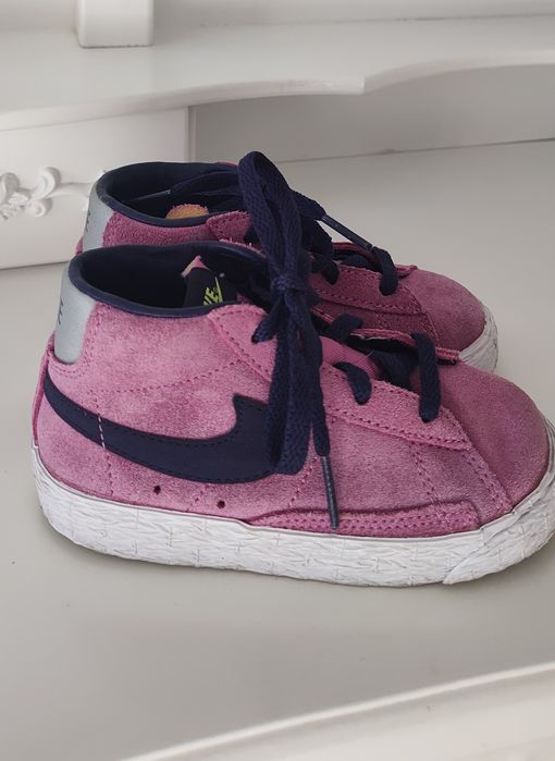 Teniși înalți Nike 24