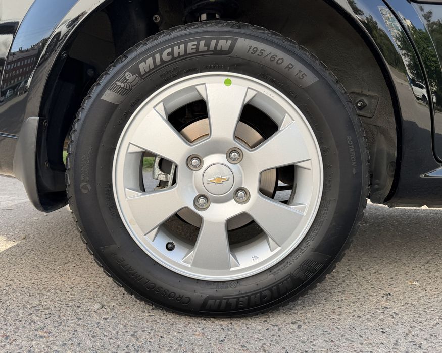 Chevrolet Gentra - 3-поз Elegant Plus Full (Своя)