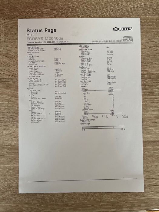 Vând multifuncțională Kyocera M2040dn