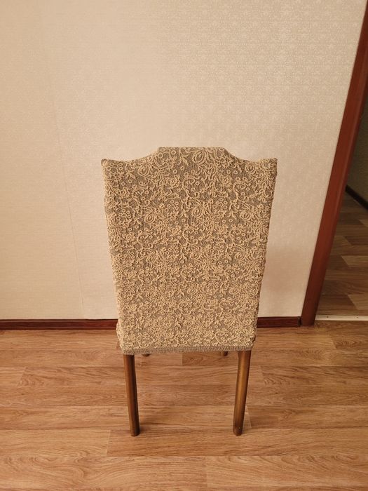 Продается 6 стулов 1=6200