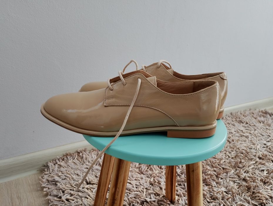 Дамски обувки  Оксфорд