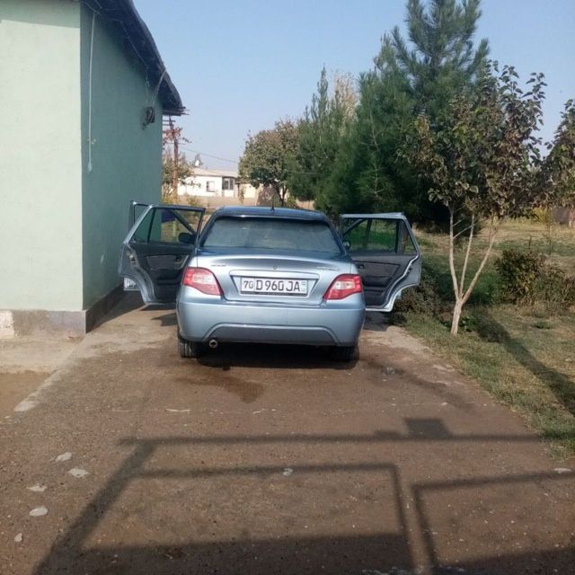 Faqat naqt pulga savdo boʻladi