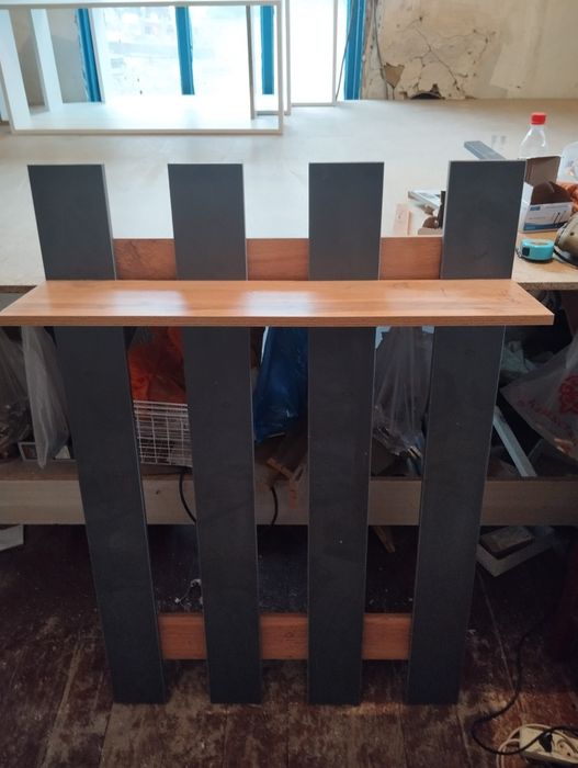 Продам вешалки настенные новые