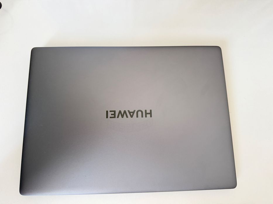 Продам ноутбук Huawei
