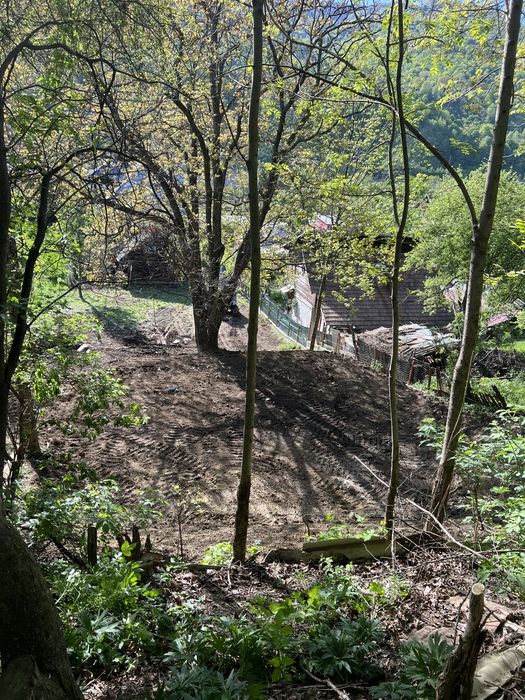 Casa de vacanta cu teren Comarnic