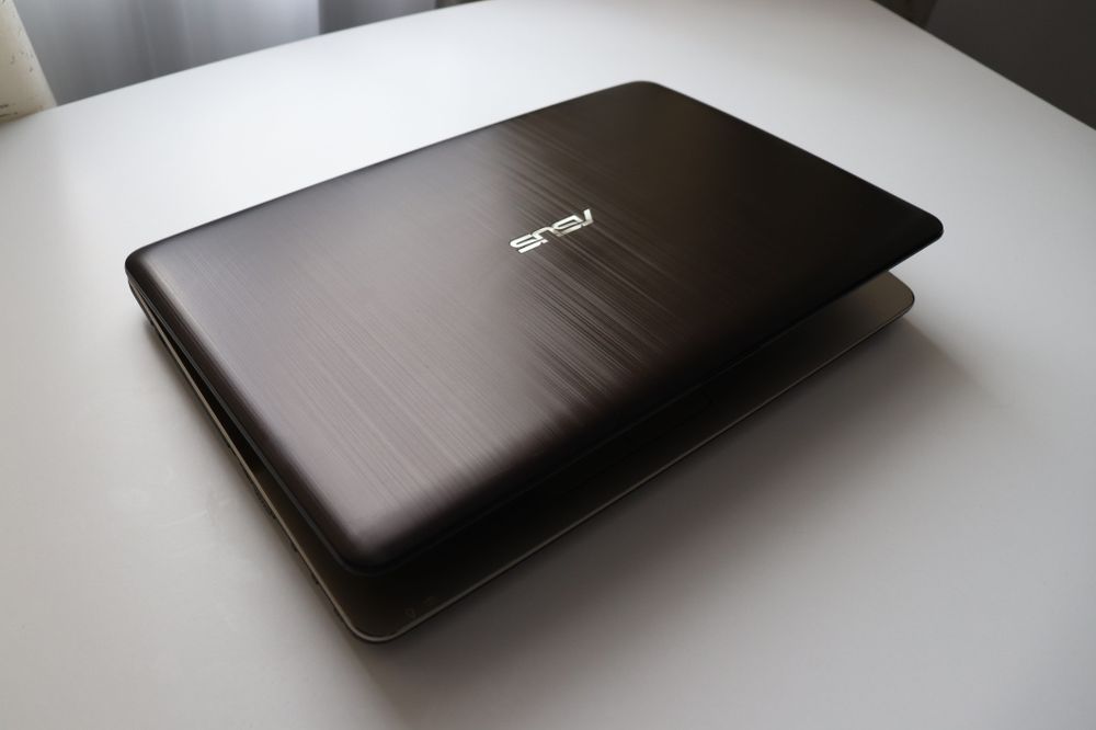 Laptop ASUS – Windows 10 Home