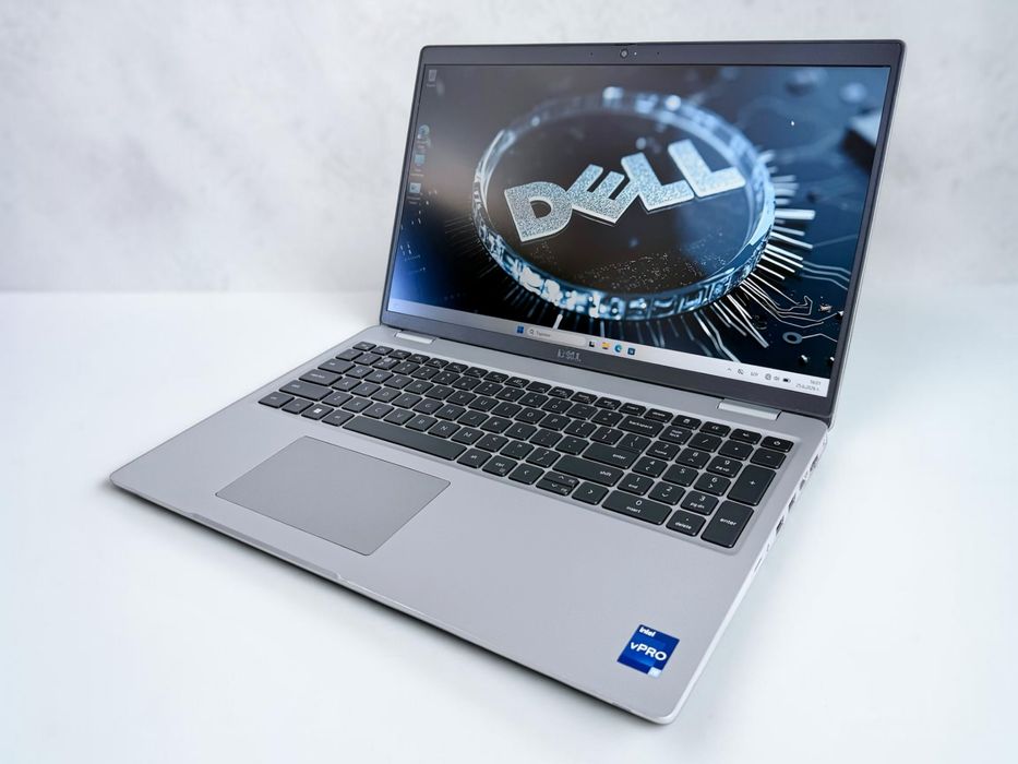 Лаптоп Dell Precision 3571 15.6" Full HD Intel Core i9-12900H 16GB RAM 512GB SSD Nvidia T600