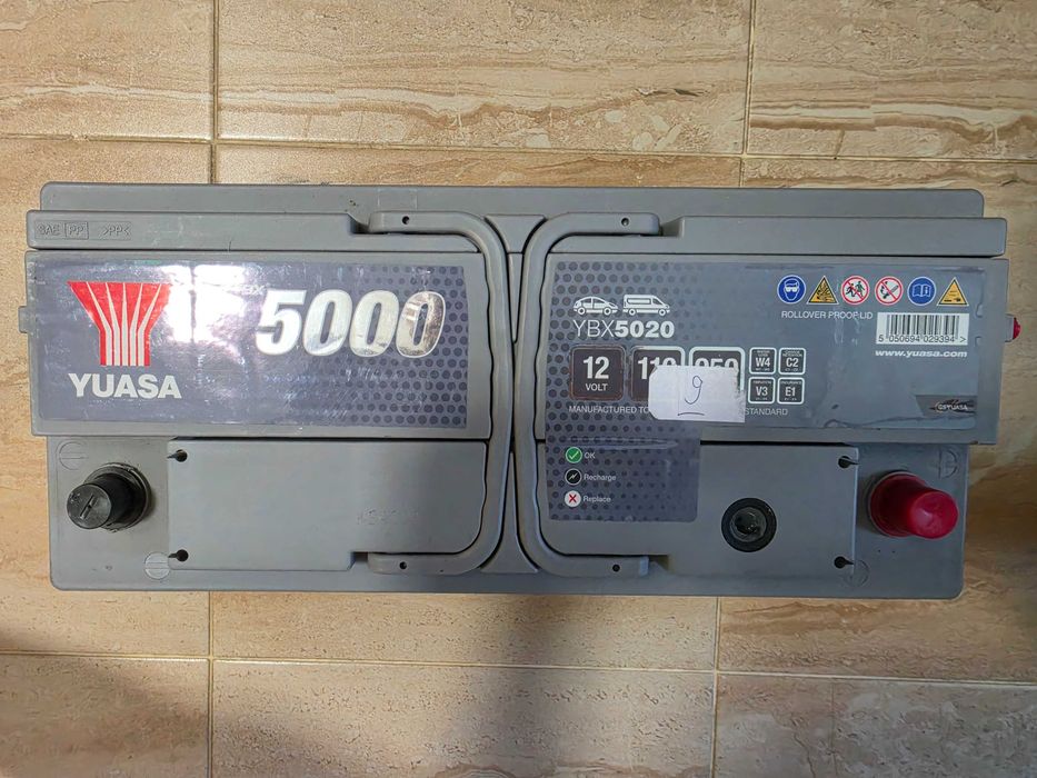 Акумулатор YUASA YBX5020 12V 110Ah 950A