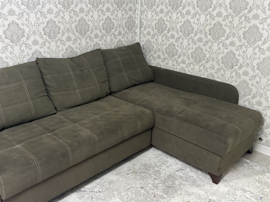 Диван раскладной б/у