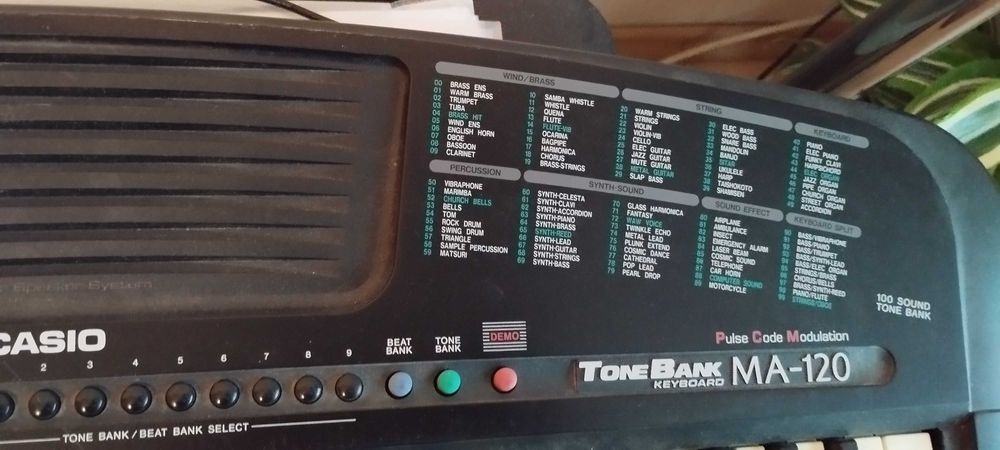 Електронен музикален инструмент Casio MA-120