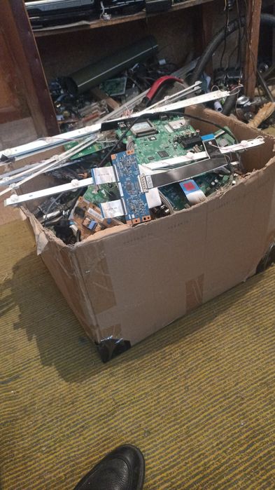 Разный телевизоры