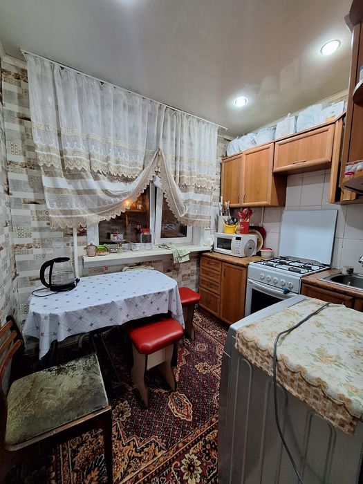 Продам теплую квартиру