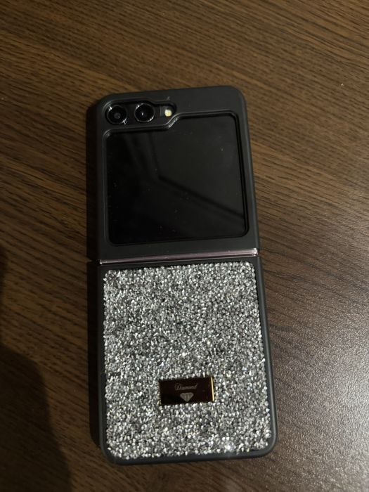 Samsung Galaxy Z flip 5   512gb