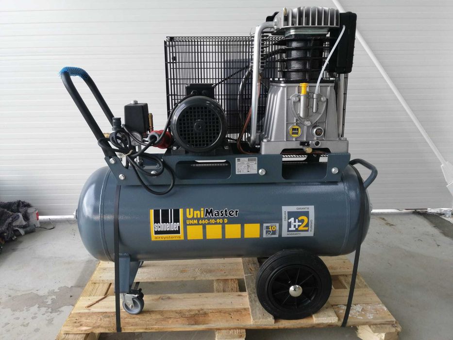 Compresor mobil cu piston Schneider