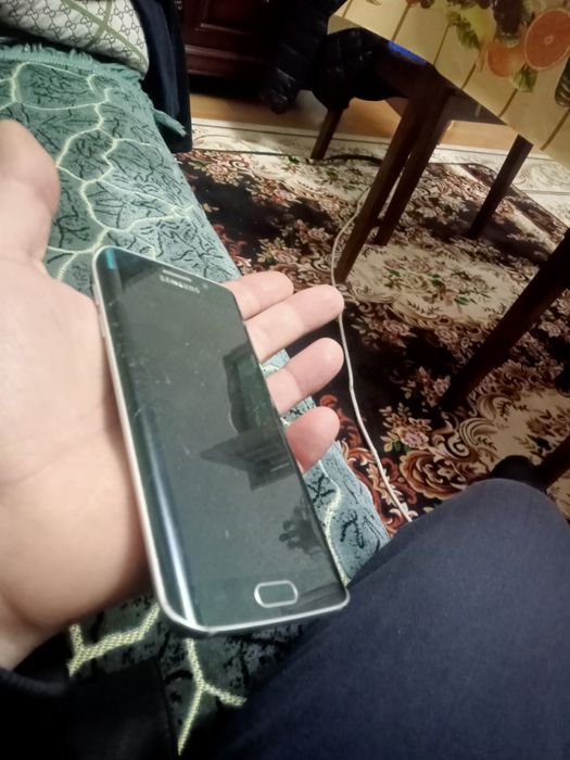 Продам Samsung s6 edge