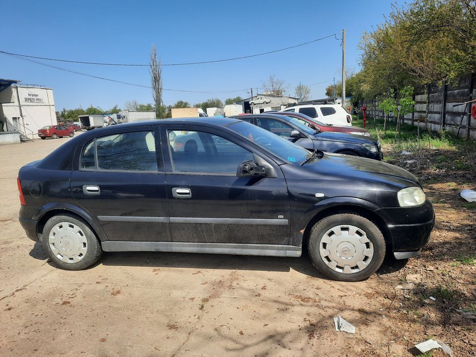 Vand opel astra albastru