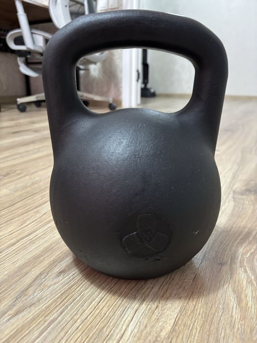 Продам гирю24кг и фитнес эспандер