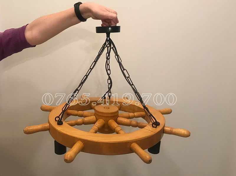 Candelabru din roata de lemn - lustra roti lemn