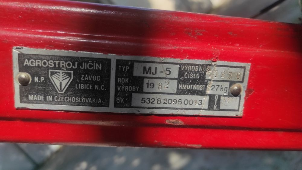 Чешка Мотофреза двутактова 2 скорости + задна