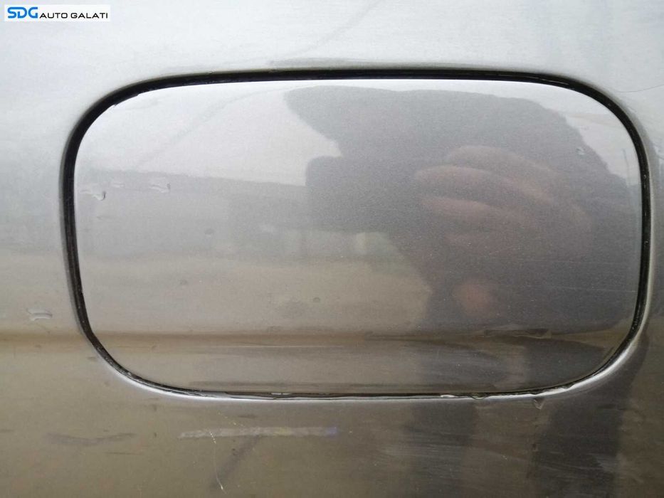 Usa Usita Capac Clapeta Buson Rezervor BMW Seria 7 E65 E66 730 Facelift 2001 - 2008 Culoare A36/7 Titangrau II Metallic