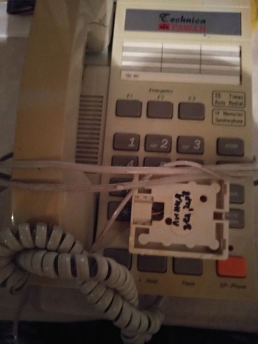 Стационарни телефони