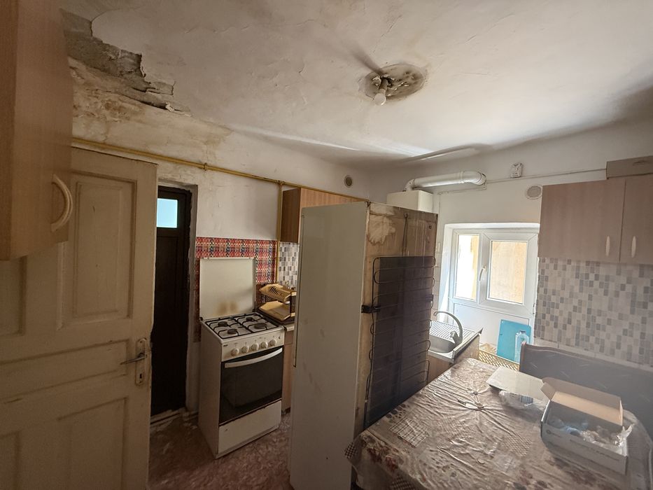 Vand apartament 4 camere