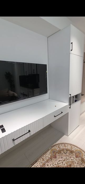 Modera tovers kvartira sotiladi