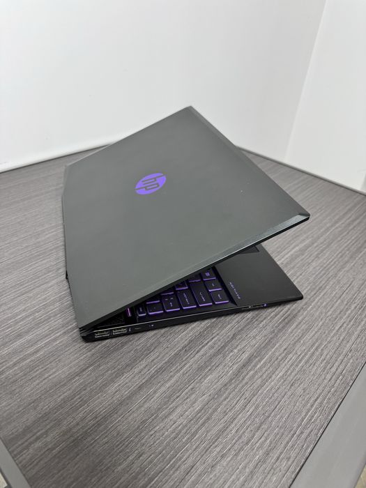Hp gaming notebook 256 gb +2 gb RAM 8gb