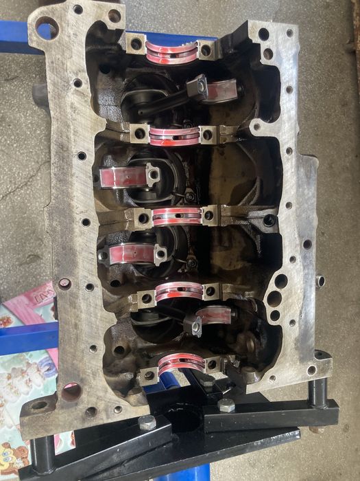 Грес за сглобяване на двигатели engine assembly lubrication