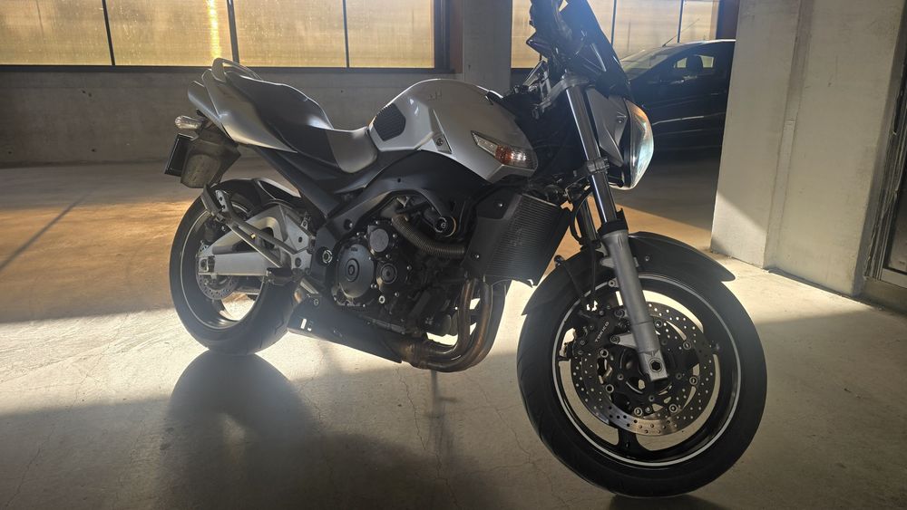 Vand Suziki GSR 600
