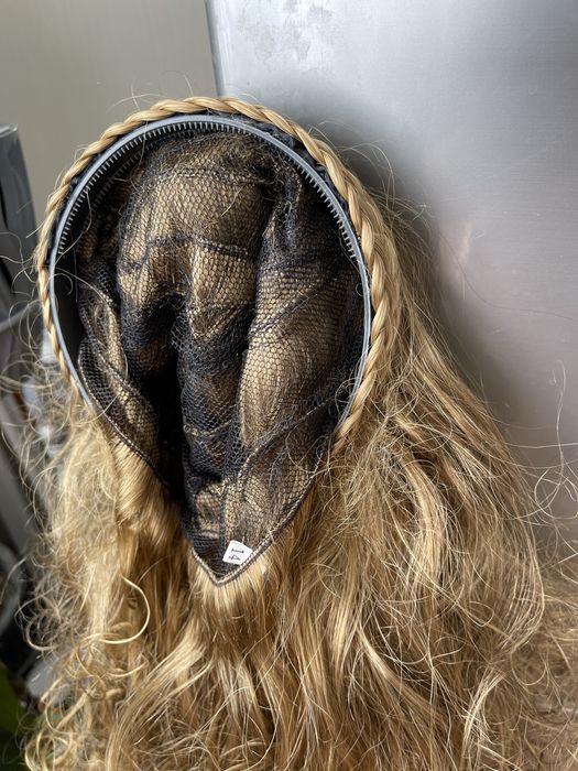 Шиньон на ободке новый