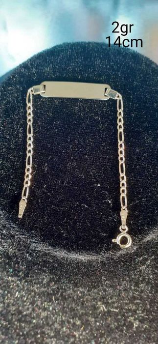 Brățari de 14k
Pentru cei mici
3 bucăți disponibile