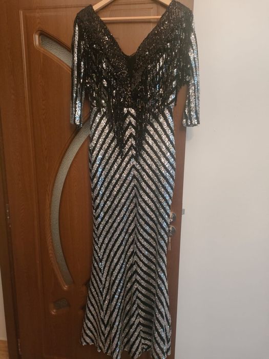 Rochie cu paiete mărimea 42