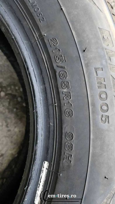 SET 4 Anvelope Iarna 215/65 R16 BRIDGESTONE Blizzak LM005 98H