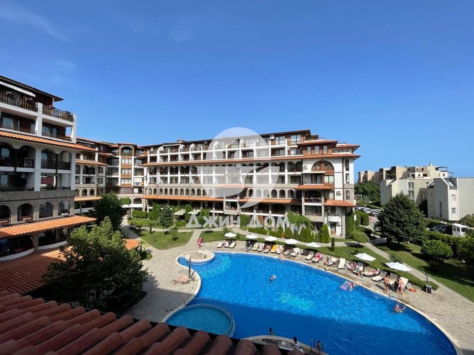 Продава се Двустаен апартамент в Свети Влас - 78 кв.м за 1654 €/кв.м - Снимка #8