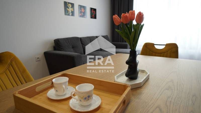 Дава се под наем Тристаен апартамент в Варна, Победа - 91 кв.м за 920 € - Снимка #3