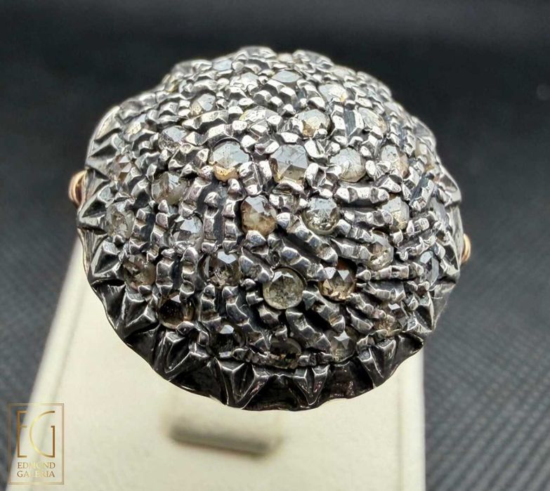 Inel din aur și argint, decorat cu diamante, sfârșitul sec. XIX