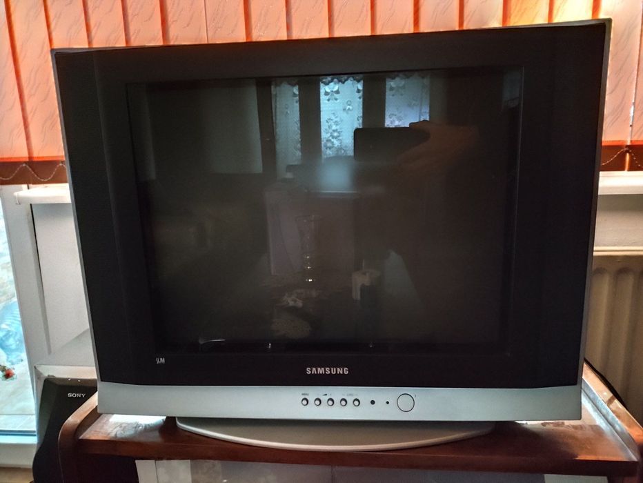 Телевизор SAMSUNG CW-21Z403N