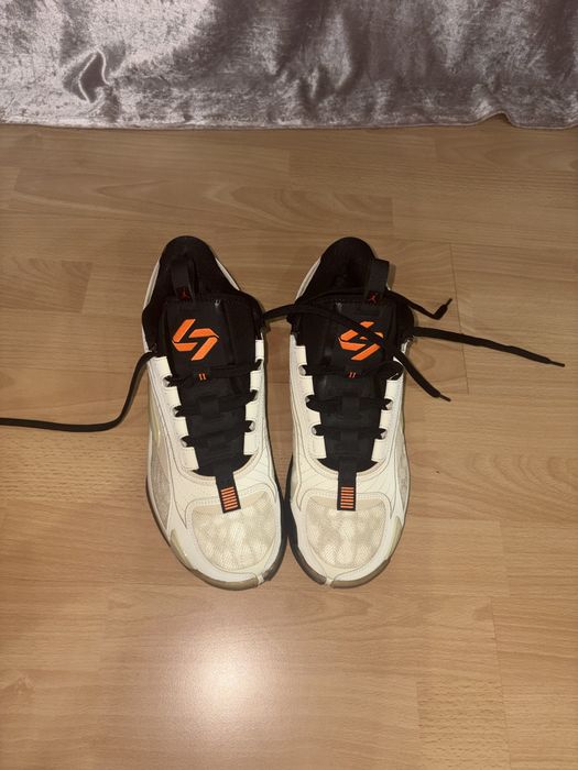 Jordan Luka 2 space hunter