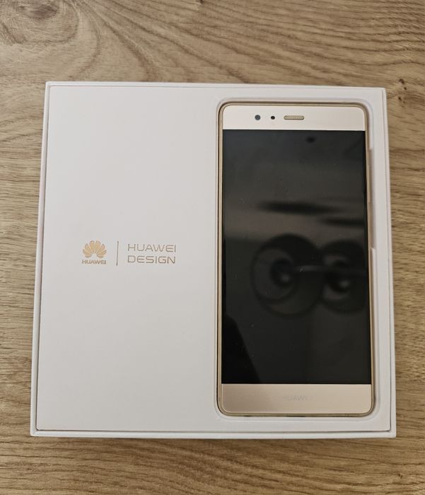 Huawei P9 - Gold Edition, 32GB extensibil SdCard,Dual Sim, Dual Camera