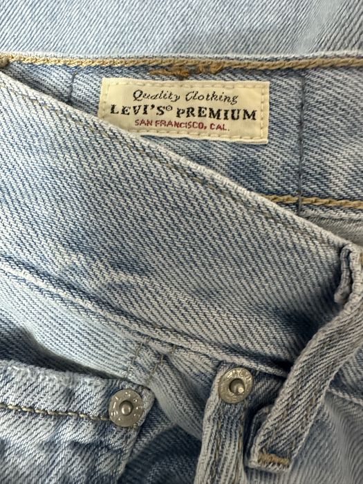 Blugi Levi’s High Loose