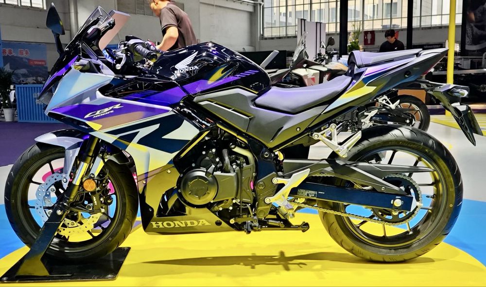 Мотоцикл Honda CBR400R ABS 2025 заказ