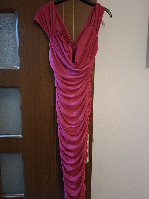 Rochie roz fucsia marime universala