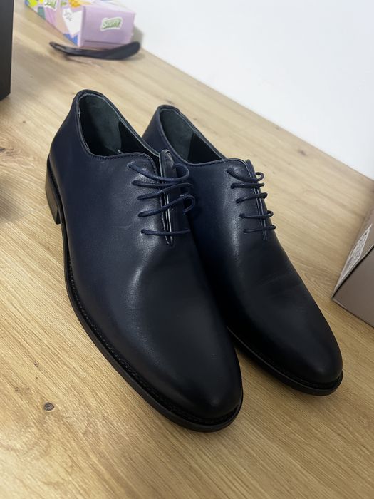 Pantofi noi cu eticheta 40